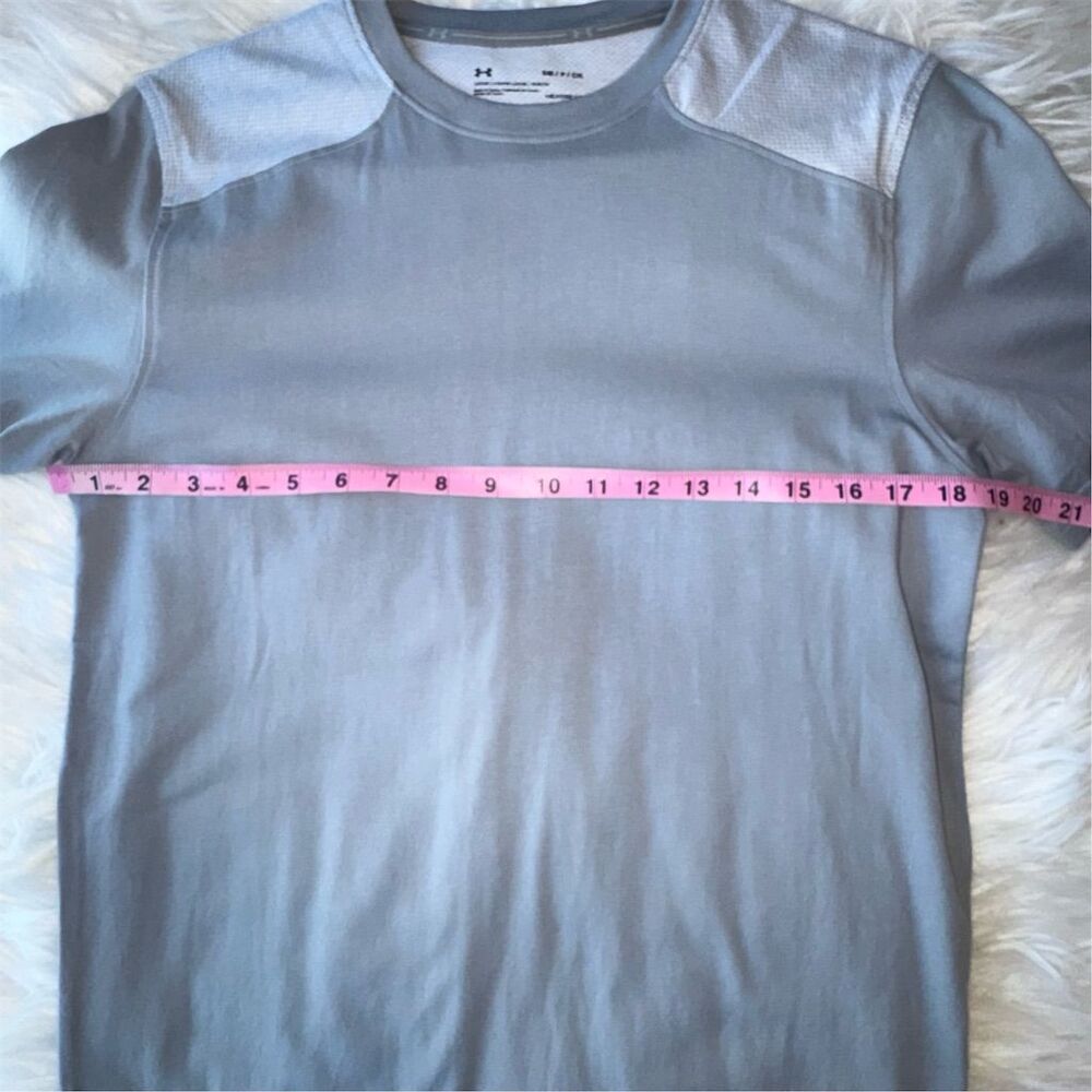 Under Armour Men's‎ HeatGear Athletic T-Shirt Gray Size S Athleisure Sporty Crew - Picture 10 of 11